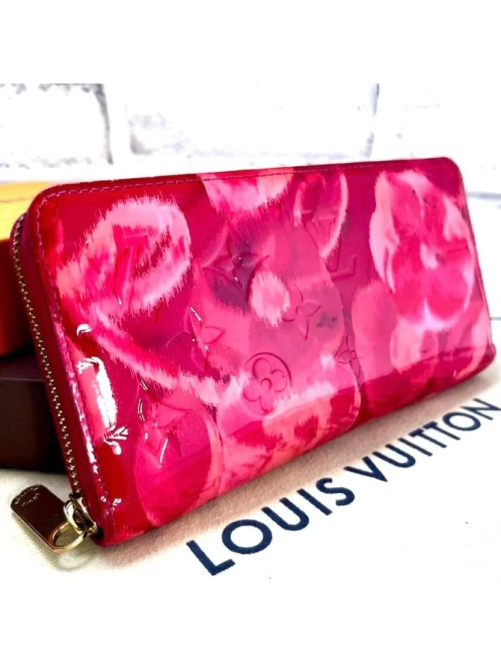 Louis Vuitton Vernis Ikat Flower Zippy Wallet Rose